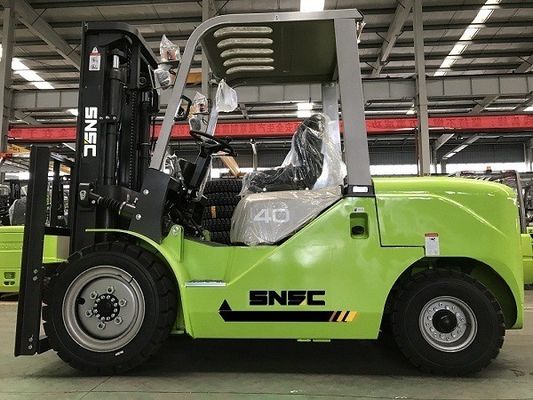 OEM 4 টন ডিজেল ফোর্কল্ট SNSC ডিজেল লিফট ট্রাক 2 স্টেজ মাস্ট