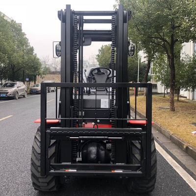 3.5 টন 4x4 ফোর্কলিফ্ট ছোট রুক্ষ ভূখণ্ড ফোর্কলিফ্ট FD35 ডিজেল ইঞ্জিন